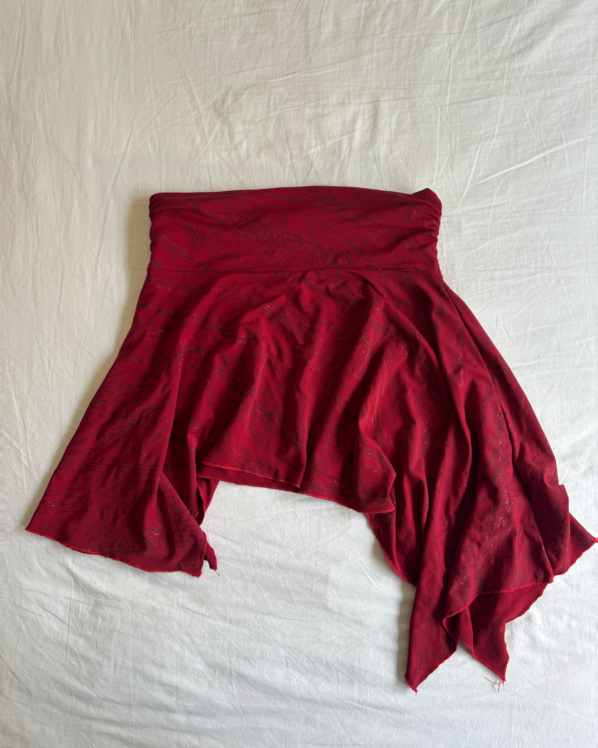 Vintage Deep Red Asymmetric Set