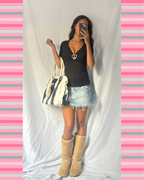 Vintage 00's Black 3/4 Sleeve Basic Top